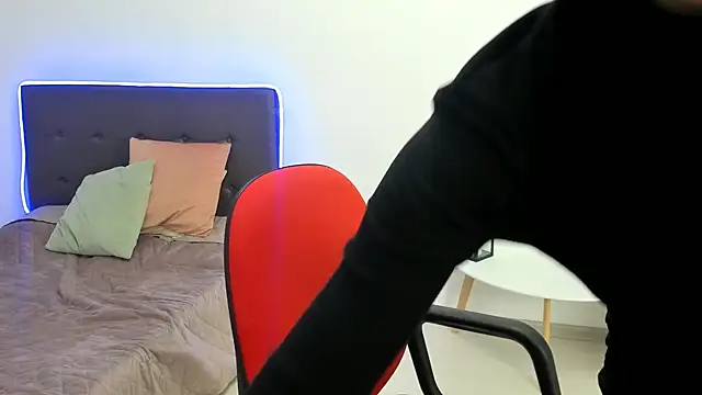 Jessy lil online show from February 2026 03:35:02 PM