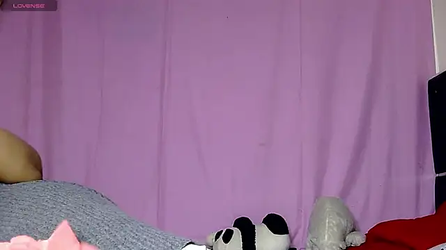 butterflyslay online show from January 2026 05:44:02 AM