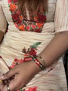 butterflyslay online show from February 2026 02:20:02 AM