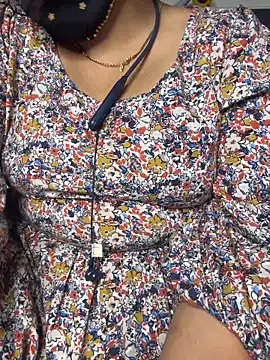 butterflyslay online show from February 2026 01:30:01 PM