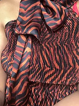 butterflyslay online show from February 2026 03:02:02 PM