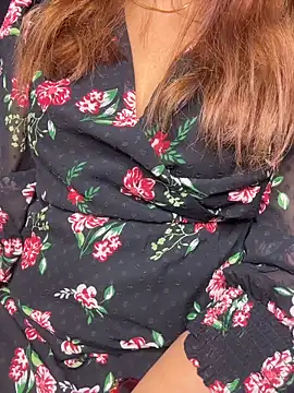 butterflyslay online show from February 2026 01:51:02 PM