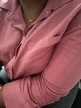 butterflyslay online show from February 2026 02:30:02 PM