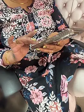 butterflyslay online show from April 2026 04:08:02 PM