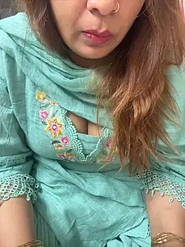 butterflyslay online show from April 2026 05:53:01 AM