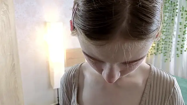 ViollaBloom online show from December 2025 06:57:01 PM