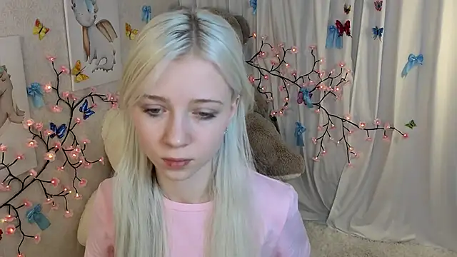 ViollaBloom online show from January 2026 01:23:02 AM