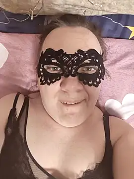 Snapshot of LimonLoveqw chatting on December 2025 12:32:02 PM LimonLoveqw online show from December 2025 12:32:02 PM