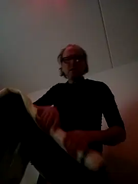 Olivassl22 online show from March 2026 06:54:01 PM