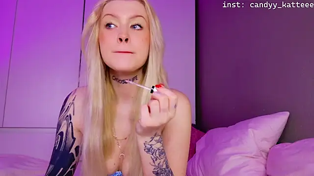 candy kattee online show from March 2026 10:00:02 PM