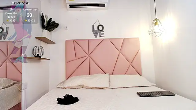 emily burton18 online show from March 2026 12:09:02 PM