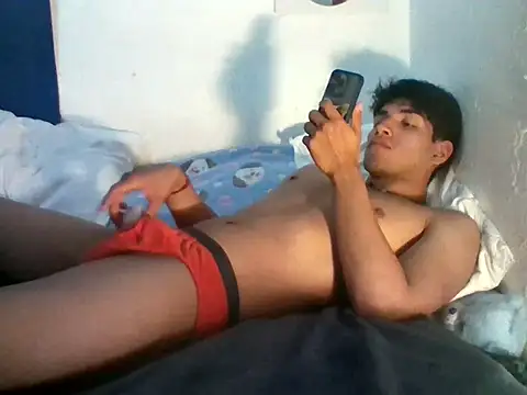 isalexhot online show from April 2026 08:48:01 PM