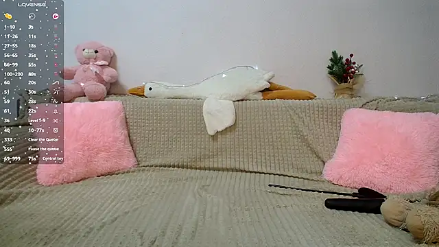 Snapshot of Vero_VibeCharm chatting on December 2025 08:31:01 AM Vero VibeCharm online show from December 2025 08:31:01 AM