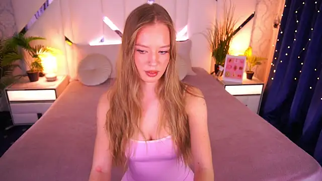 MollyyMayy online show from February 2026 03:45:02 PM