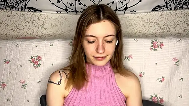 Shining Robi online show from February 2026 12:47:02 PM