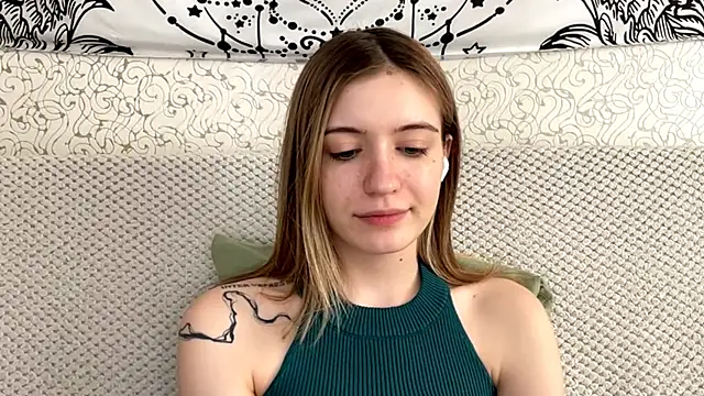 Shining Robi online show from April 2026 01:18:01 PM