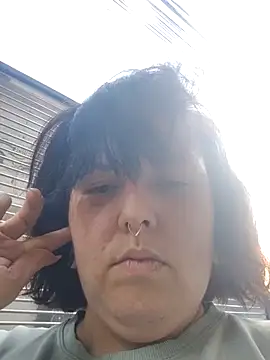 Divine Pouvoir online show from February 2026 08:09:01 PM