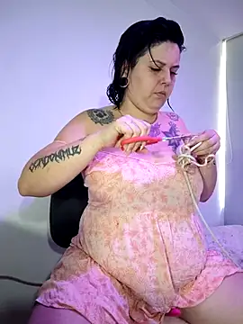 Divine Pouvoir online show from March 2026 06:00:01 PM