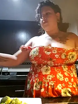 Divine Pouvoir online show from April 2026 11:11:02 PM