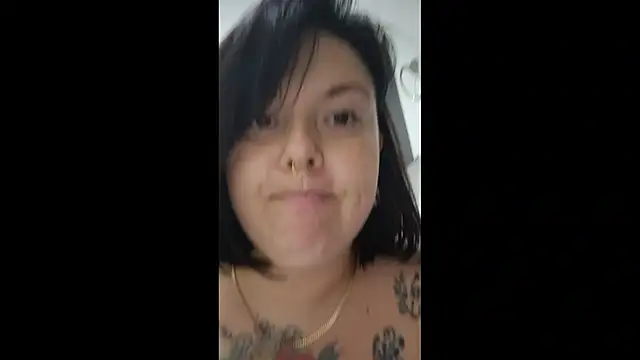 Divine Pouvoir online show from February 2026 07:56:01 PM