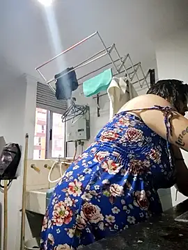 Divine Pouvoir online show from January 2026 11:57:01 AM