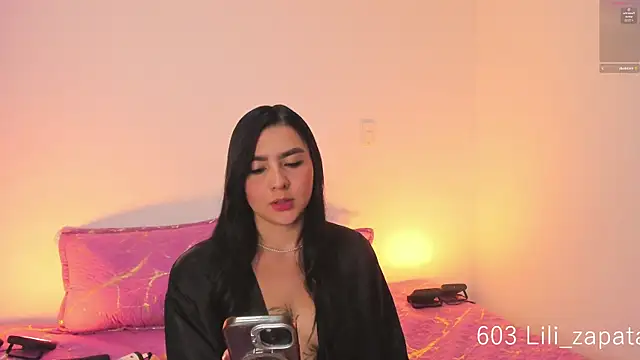 Lilicopper    online show from February 2026 11:49:01 PM