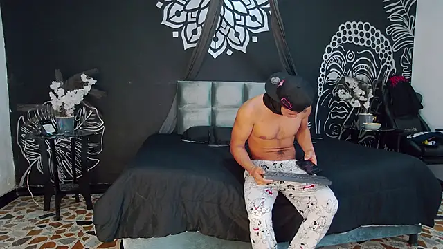 MagnusKnight  online show from January 2026 01:26:01 PM