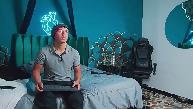 MagnusKnight  online show from January 2026 01:45:02 AM