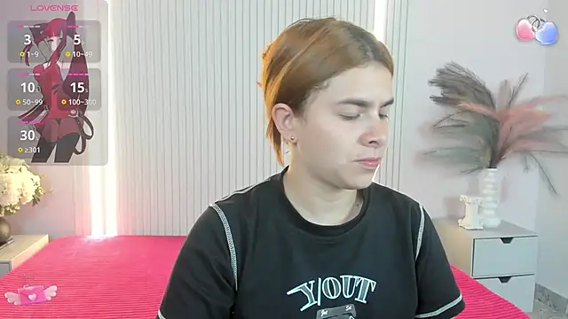 VivianOwen9 online show from February 2026 02:04:02 PM