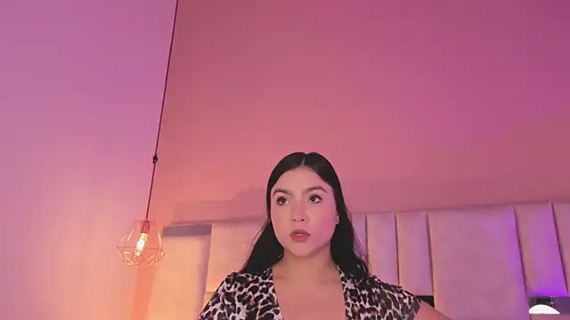kylie river online show from May 2026 11:42:01 AM