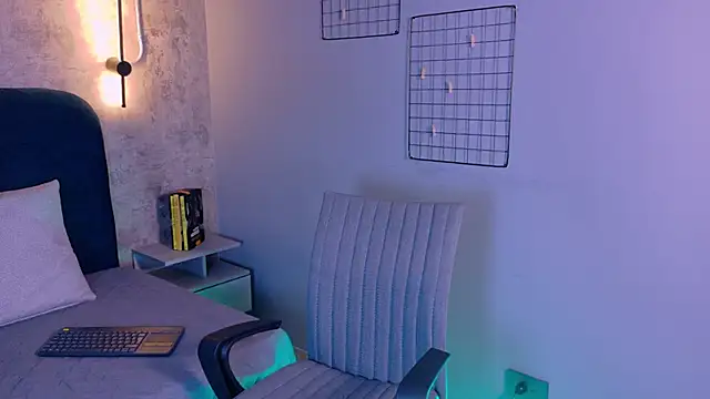 Sunny River online show from March 2026 12:17:02 PM