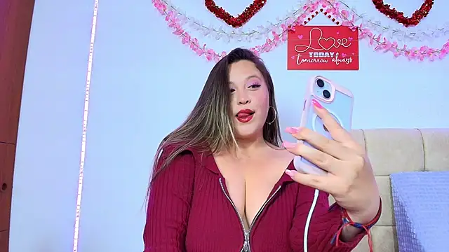 emma honey   online show from April 2026 01:23:02 AM