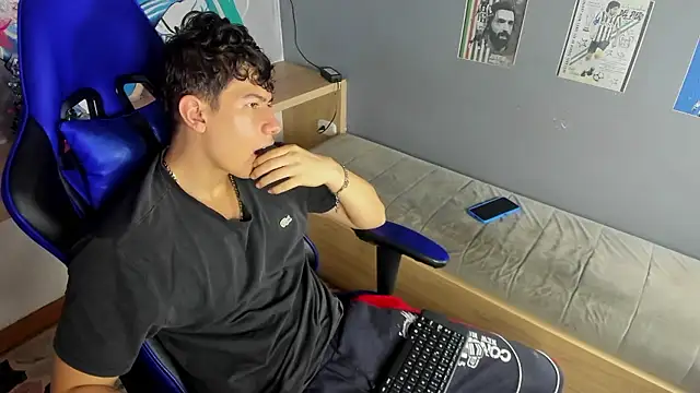 Criss Adams online show from January 2026 03:02:01 AM