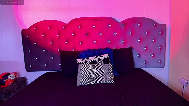 scarlett venom  online show from March 2026 07:28:01 PM