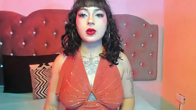 Snapshot of scarlett_venom_ chatting on April 2026 08:39:02 PM scarlett venom online show from April 2026 08:39:02 PM