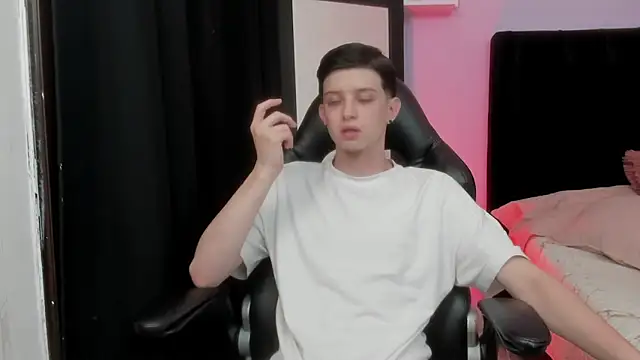 sebastamayo  online show from January 2026 09:02:01 AM