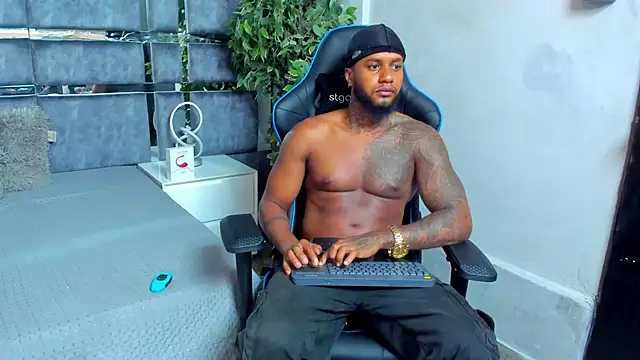 jay jhonson01 online show from April 2026 04:28:02 AM