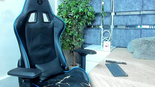 jay jhonson01 online show from March 2026 01:28:02 AM