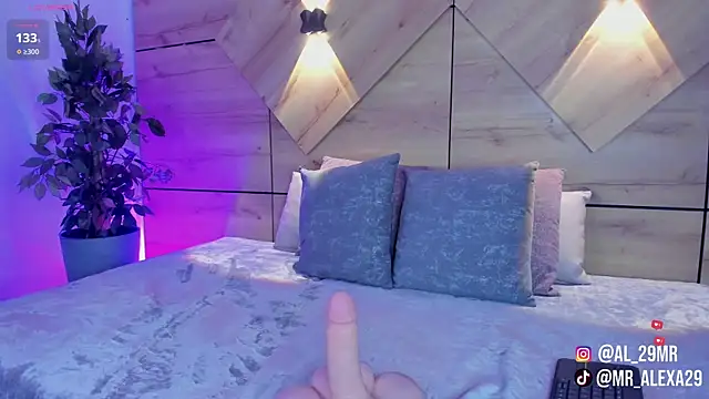 sussan fox  online show from January 2026 07:42:01 PM