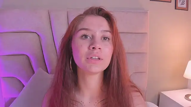 Snapshot of Amelia_Saenz_ chatting on July 2026 07:36:01 PM Amelia Saenz online show from July 2026 07:36:01 PM