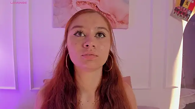 Snapshot of Amelia_Saenz_ chatting on June 2026 08:53:01 PM Amelia Saenz online show from June 2026 08:53:01 PM