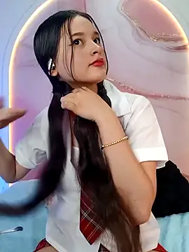 Jasmineloki online show from March 2026 07:41:01 PM