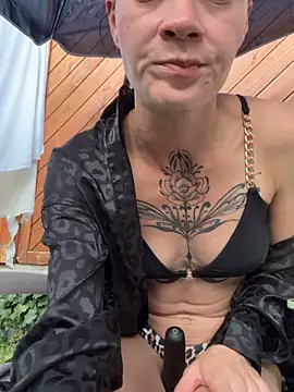 dein traumchen online show from June 2026 07:08:01 PM