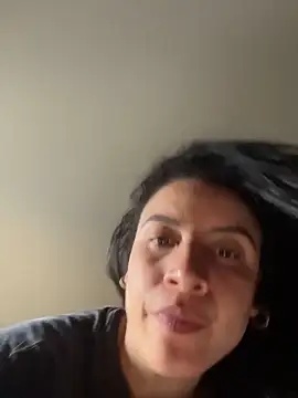 Lena-Williamss online show from December 2025 08:23:02 PM