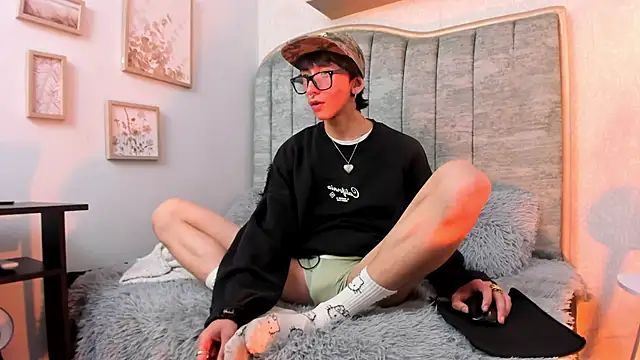 Cody Bloom online show from April 2026 05:13:01 AM