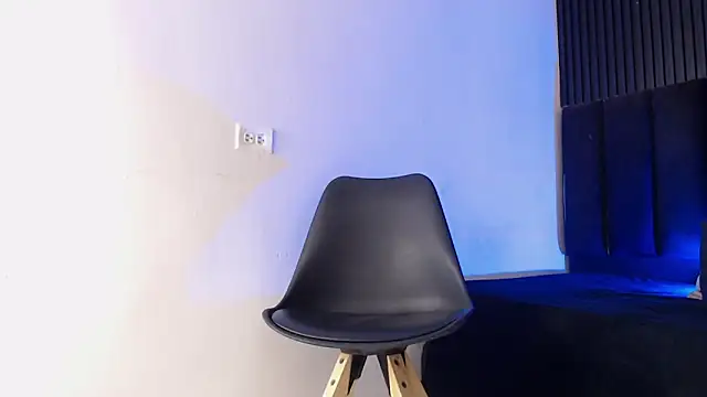 SmoothAlpha  online show from February 2026 02:39:02 PM