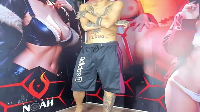 Snapshot of PrincessForHotBoys chatting on December 2025 02:40:02 AM PrincessForHotBoys online show from December 2025 02:40:02 AM