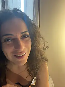 CoquineCharmeuse online show from March 2026 01:01:04 PM