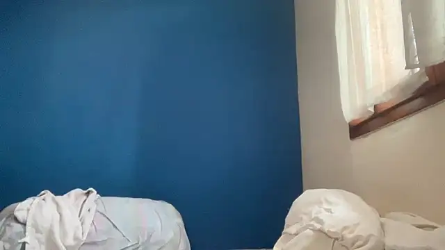 Snapshot of CoquineCharmeuse chatting on January 2026 01:07:01 PM CoquineCharmeuse online show from January 2026 01:07:01 PM