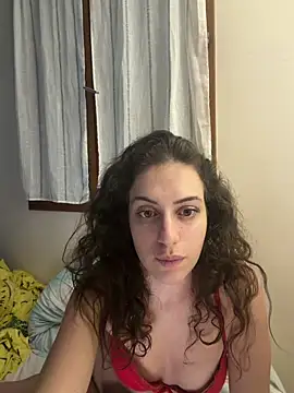 Snapshot of CoquineCharmeuse chatting on February 2026 10:53:01 PM CoquineCharmeuse online show from February 2026 10:53:01 PM